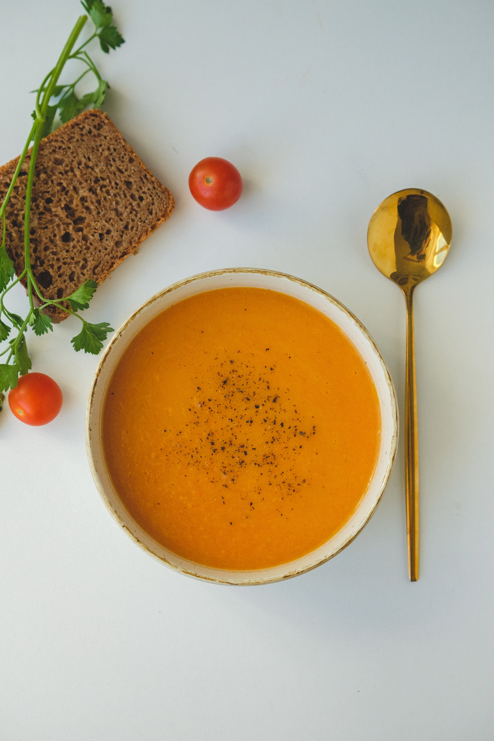 Морковный суп-пюре с чечевицей