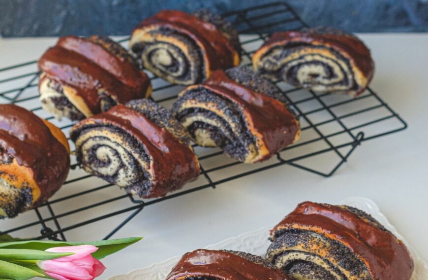 Постные булочки с маком