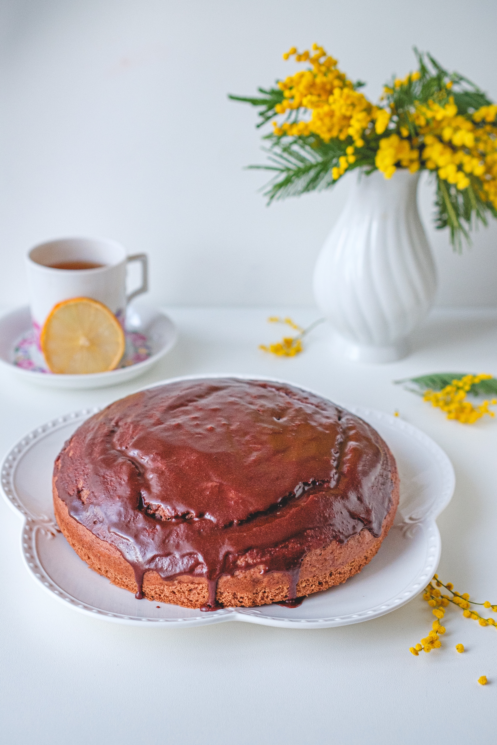 Шоколадный пирог с глазурью